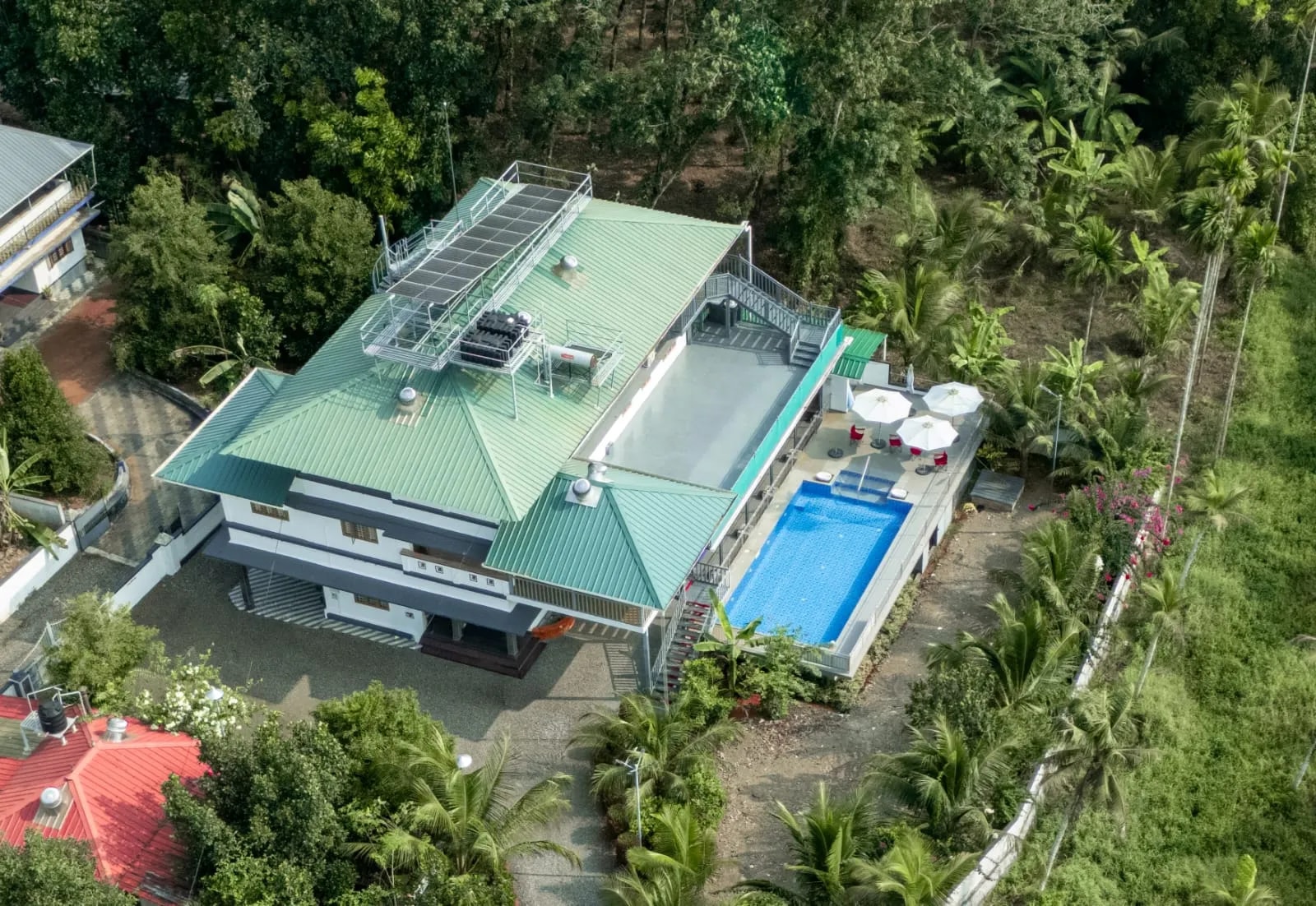 Bikis Palm Villa Hero